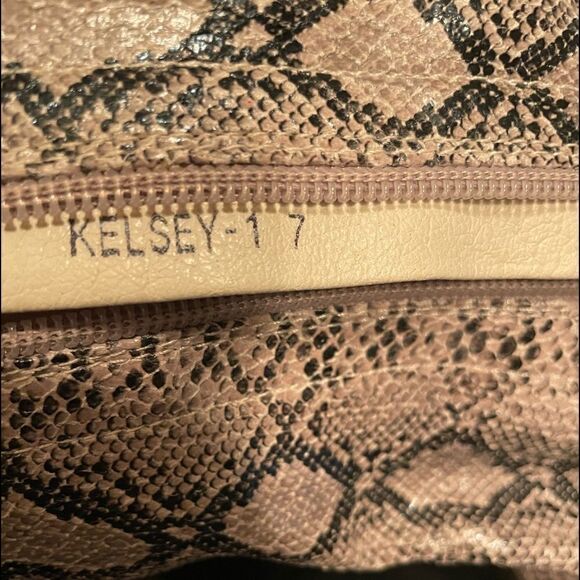 Cape Robbin Kelsey Faux Snakeskin Ankle Boots - Picture 7 of 7